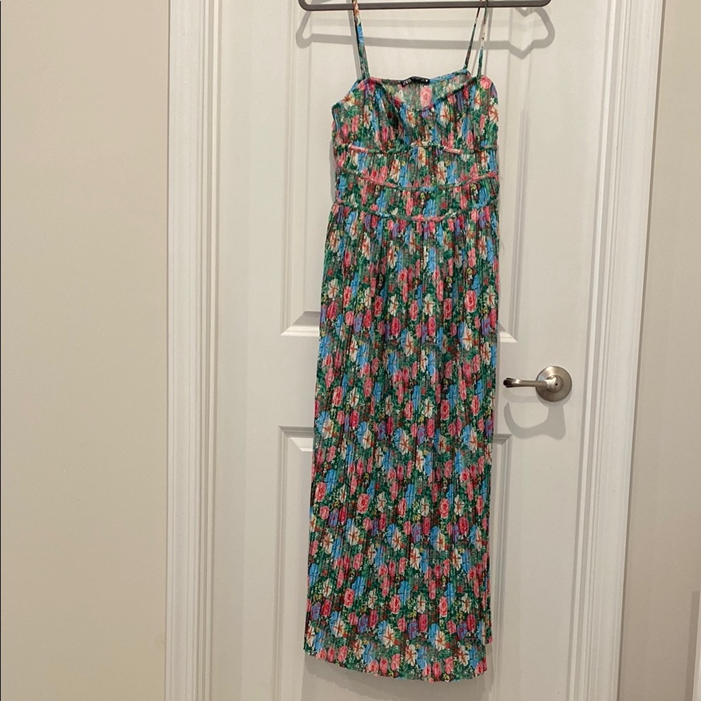 Floral pleated Spaghetti Strap Maxi Dress by Zara in size Small